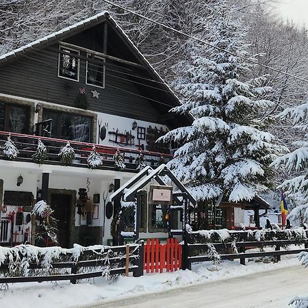 Casa Cu Amintiri Hotel Törcsvár Kültér fotó